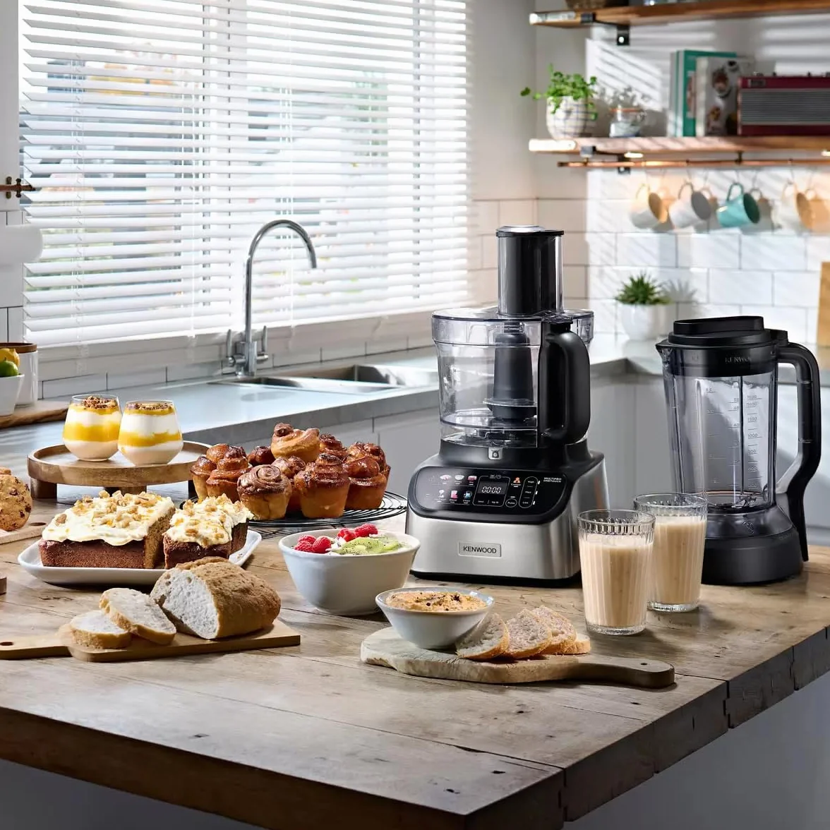 Kenwood MultiPro OneTouch FDM73.480SS, wielofunkcyjny robot kuchenny z 6 ustawieniami wstępnymi, wyposażony w 5 akcesoriów, akcesoria Express Serve, zmienna prędkość, wbudowana waga, 1000 W, srebrny