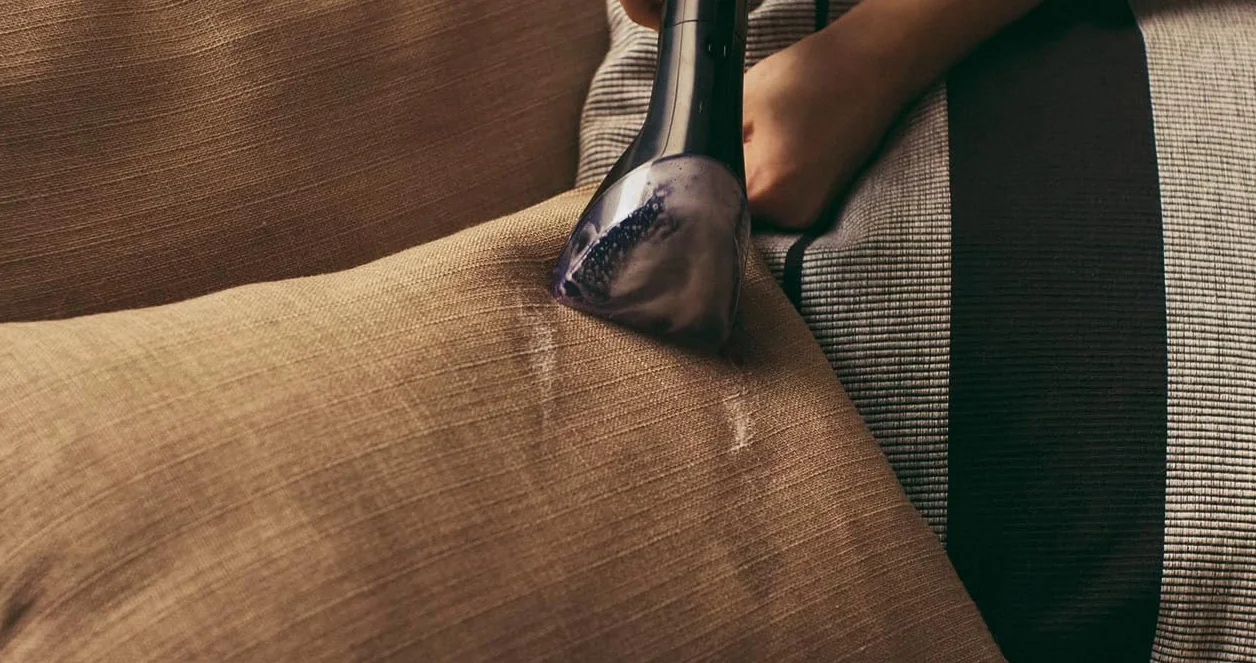 BISSELL SpotClean ProHeat, Odkurzacz Piorący do Tapicerki, Odkurzacz Wodny z Technologią HeatWave, Odkurzacz do Prania Dywanów, Tapicerki, Samochodów, Kanapy i Innych, Mocny Silnik 330W, 36988