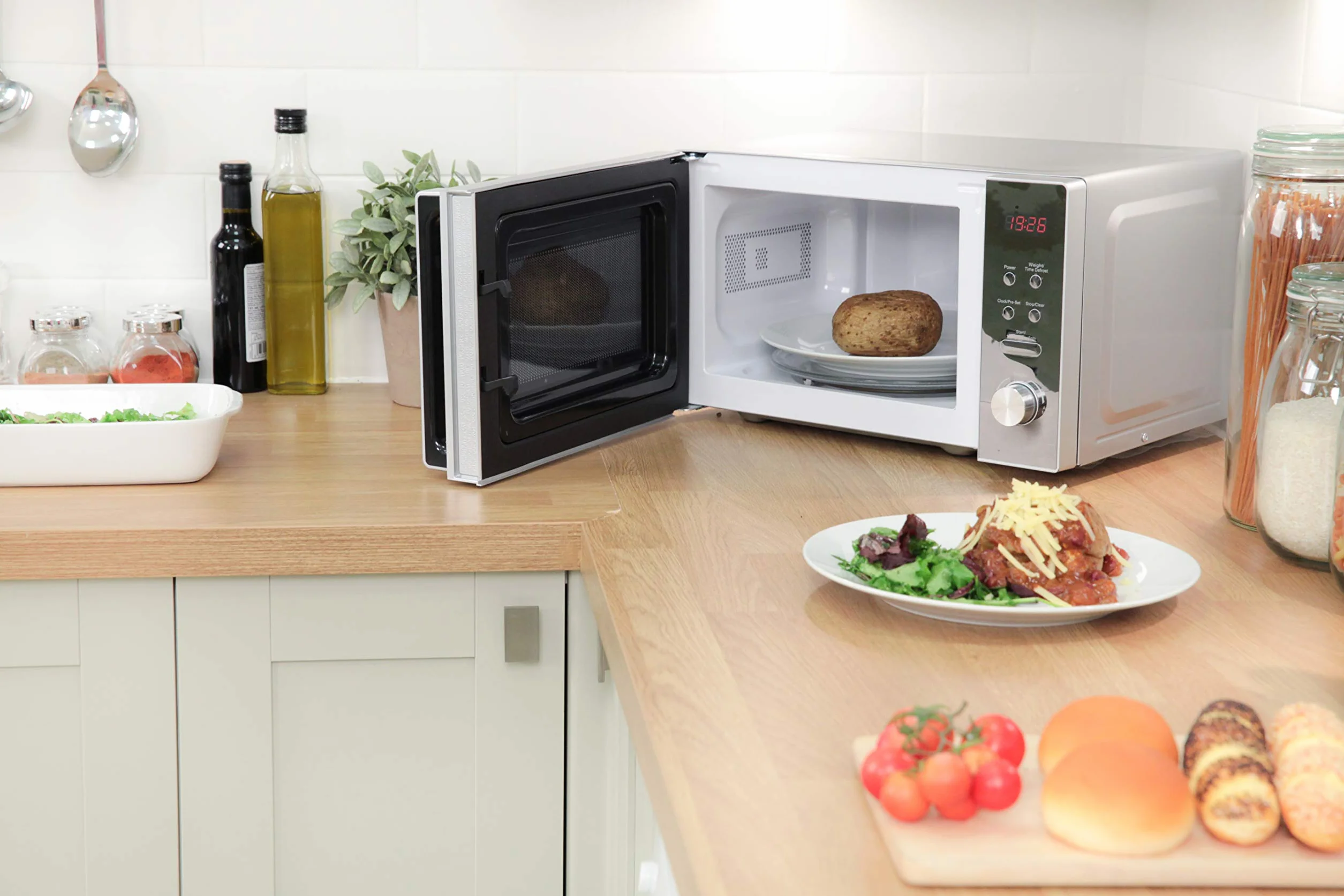 Russell Hobbs RHM2076S kuchenka mikrofalowa 800 W 20 l srebrna