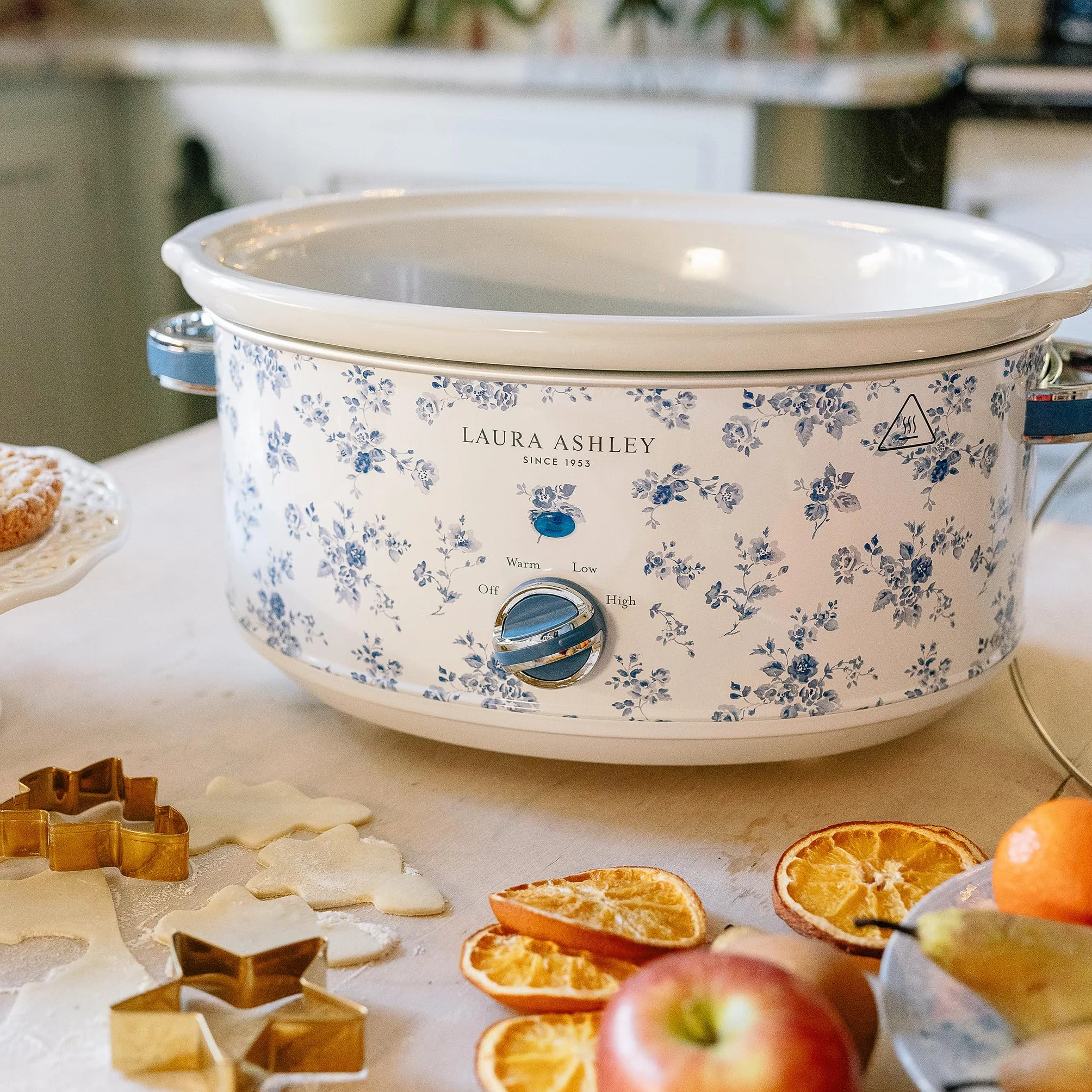 Wolnowar elektryczny Laura Ashley 6,5 Litra z Nadrukiem China Rose firmy VQ - Wolnowar dla 8 do 10 Osób, Energooszczędny, z 3 Ustawieniami Temperatury i Pokrywką ze szkła Hartowanego