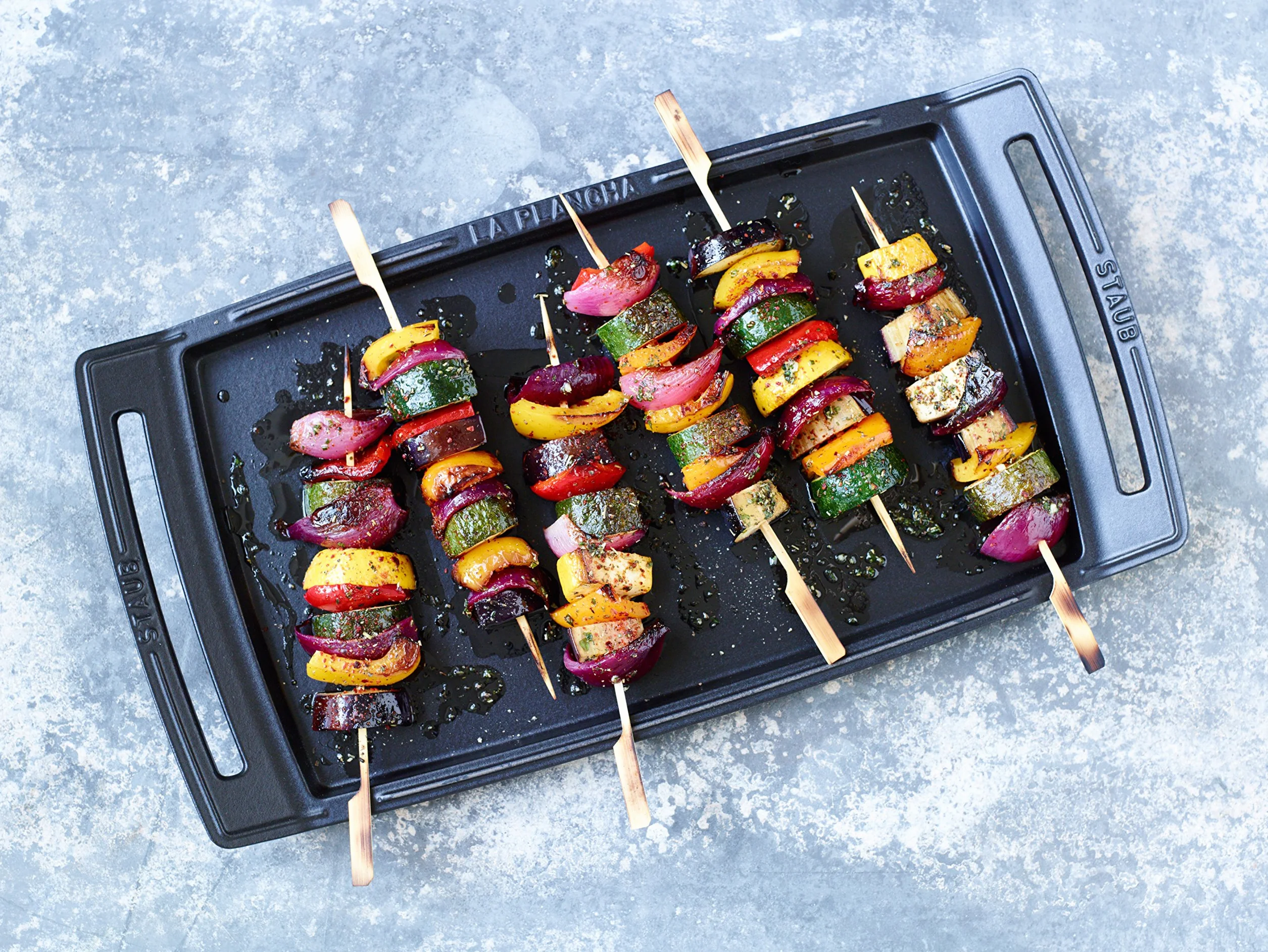 Staub Plancha Gusseisen 38 cm Induktionsgeeignet Schwarz