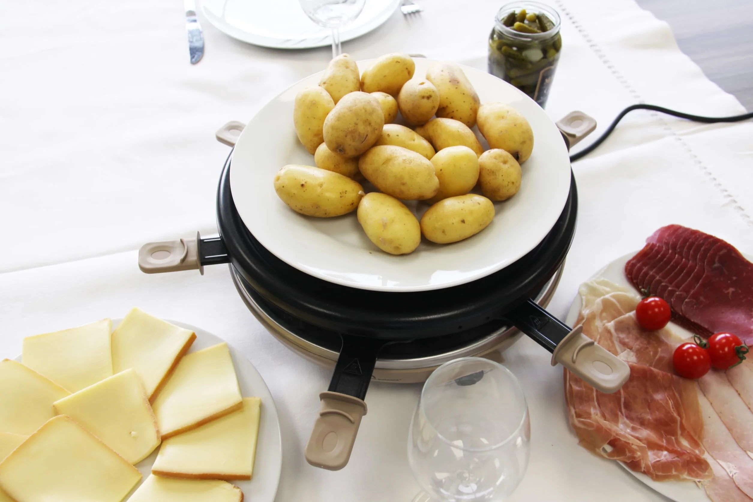LITTLE BALANCE 8692 Crêpière Grill Happy Cheese Trio 1200 elektryczna raclette 6 szpatułek 6 desek 1200 W