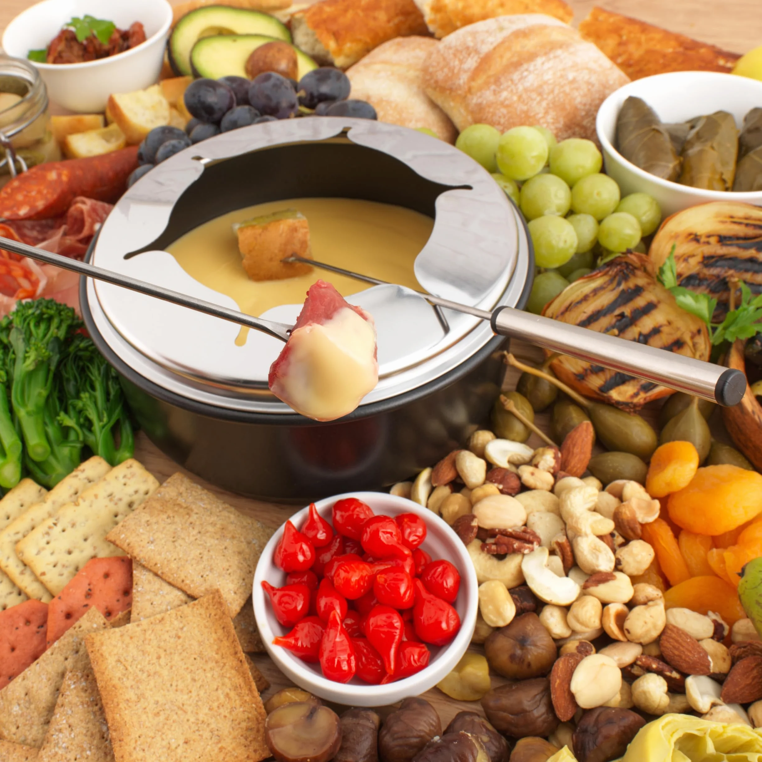 Petra PT4513VDE Elektryczny zestaw raclette i fondue 2 w 1, 1400 W, 1,3 l, 8 patelni