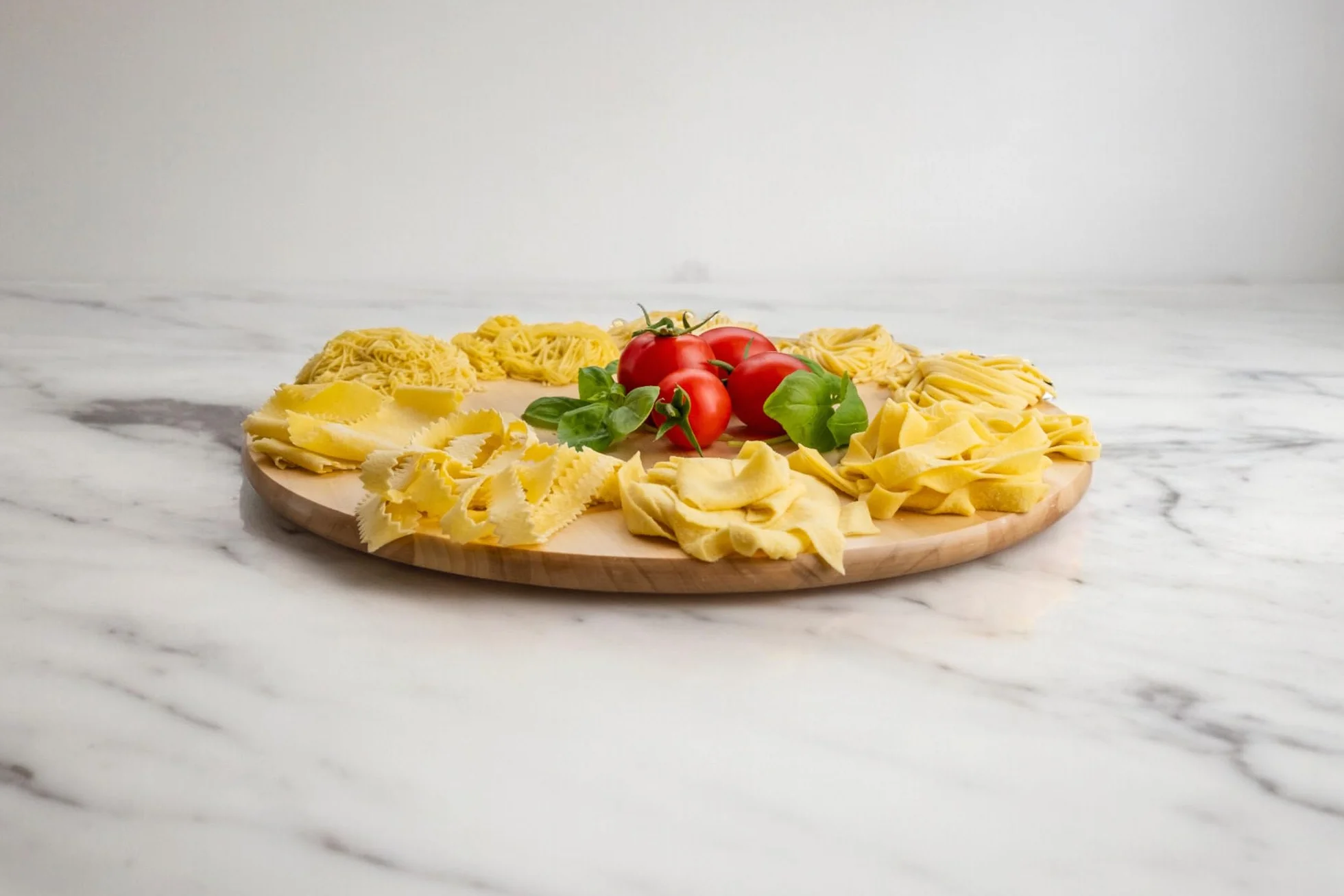 Imperia Nowa maszyna do makaronu IPASTA 100% Made in Italy. Maszyna do świeżej pasty stalowej. Ręczna maszyna do przesuwania z korby. Utwórz przeglądarkę dla Lasagne, Tagliolini, Fettuccine. Chrome