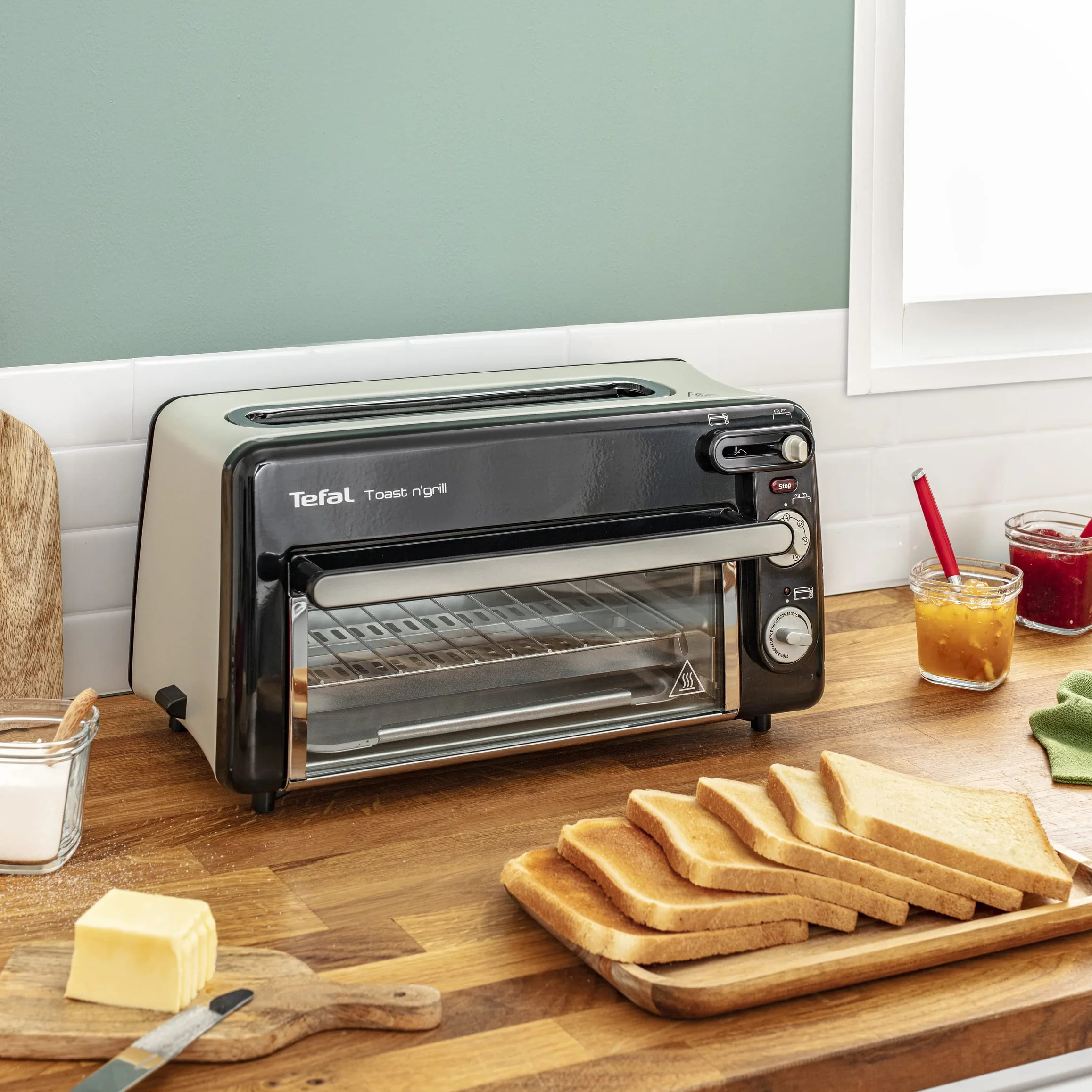 Tefal TL6008 Toast n'Grill Opiekacz do Kanapek z Funkcją Grilla, Metal/Tworzywo Sztuczne, 1300 W, Czarny/Srebrny