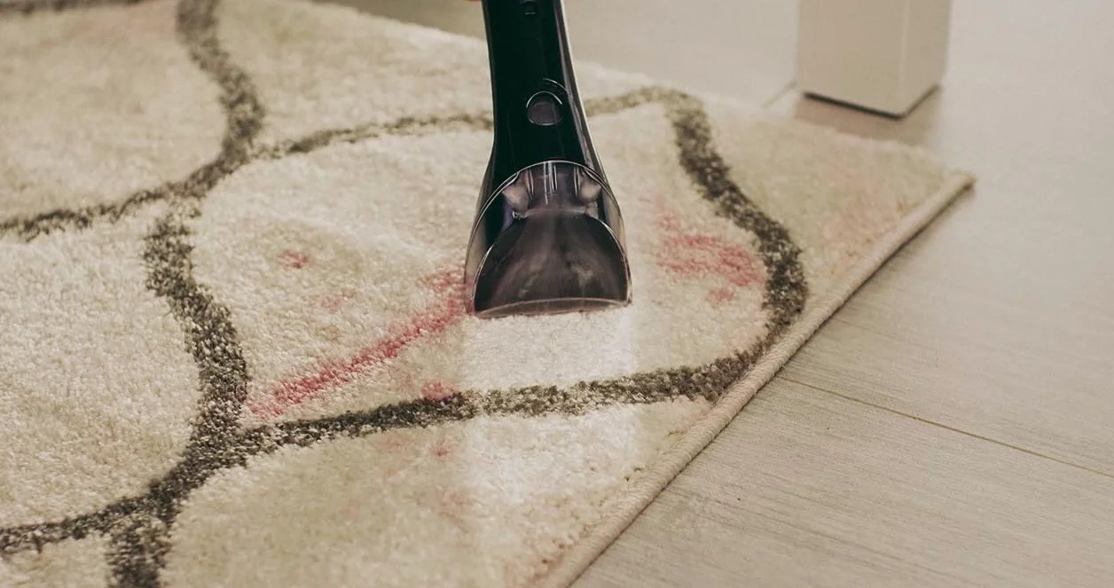 BISSELL SpotClean ProHeat, Odkurzacz Piorący do Tapicerki, Odkurzacz Wodny z Technologią HeatWave, Odkurzacz do Prania Dywanów, Tapicerki, Samochodów, Kanapy i Innych, Mocny Silnik 330W, 36988