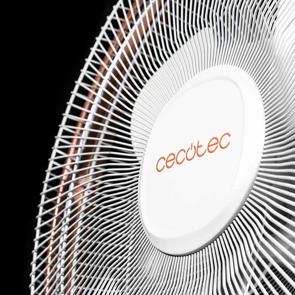 Cecotec Wentylator stojący EnergySilence 1030 SmartExtreme 16" z silnikiem 28 W i DC, 24 prędkości, 3 tryby, oscylacja, cichy, regulacja wysokości, 10 łopatek i maksymalne bezpieczeństwo