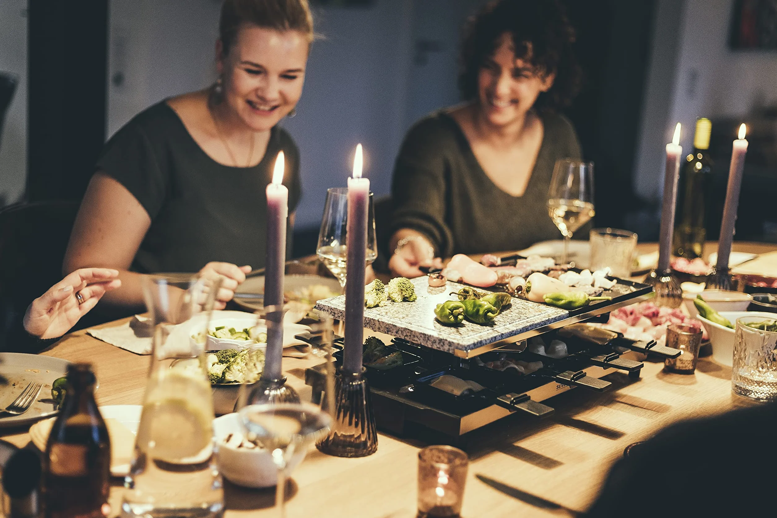 Severin 2373 RG Grill do Raclette z Naturalnym Kamieniem Grillowym, Stal Szlachetna, 1500 W, Czarny