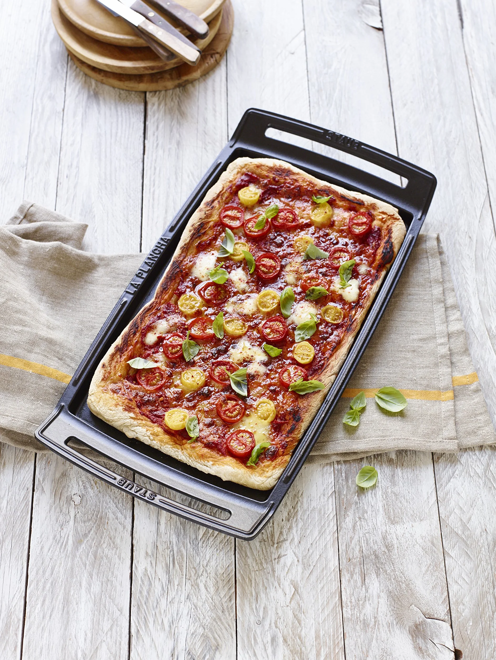 Staub Plancha Gusseisen 38 cm Induktionsgeeignet Schwarz