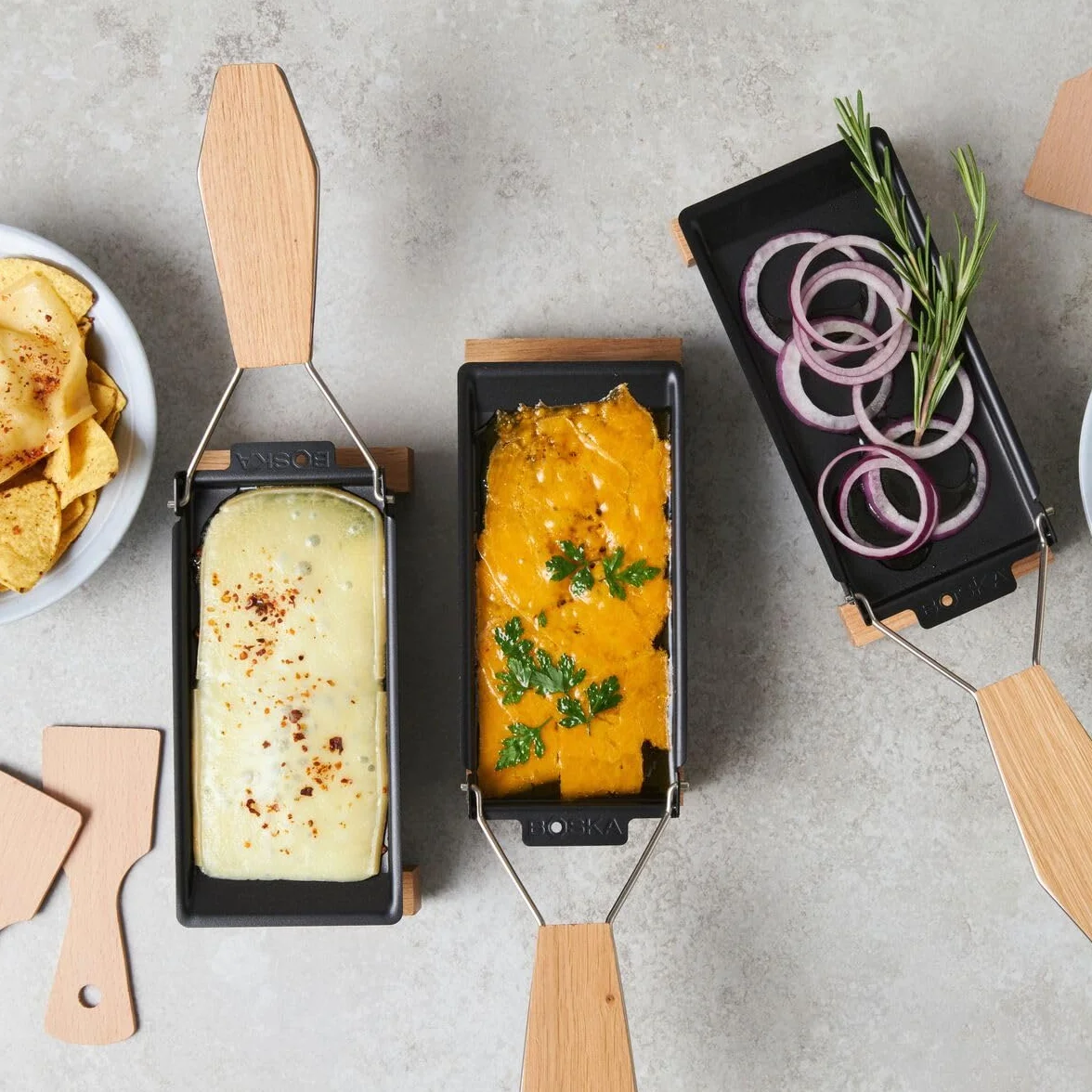 Boska Partyclette® ToGo Oslo Zestaw do raclette Czarny Brązowy 32,4 × 8,7 × 11,4 cm