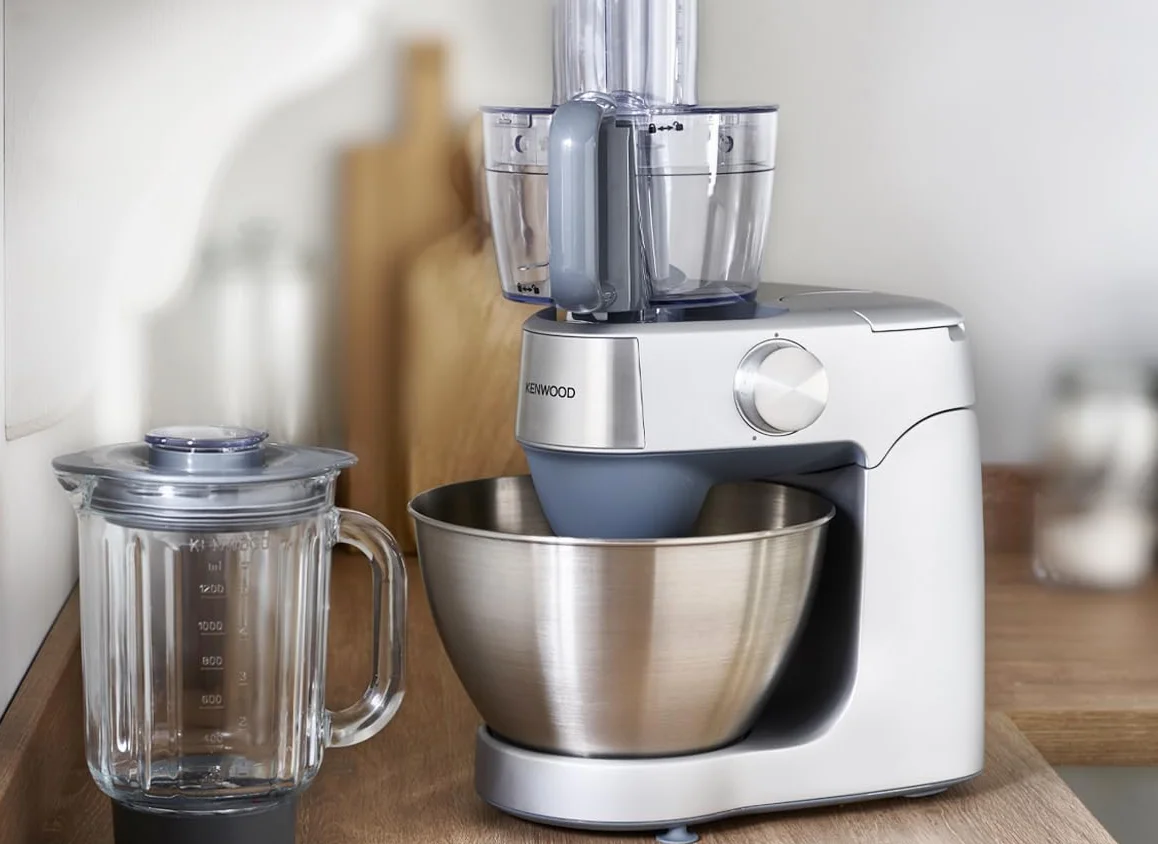 Kenwood Prospero+ KHC29A.O0SI planetarna maszyna do ugniatania, miska ze stali nierdzewnej 4,3 l, w zestawie akcesoria 10 szt. 3 haczyki i trzepaczki, szklany blender, procesor żywności 3 tarcze,