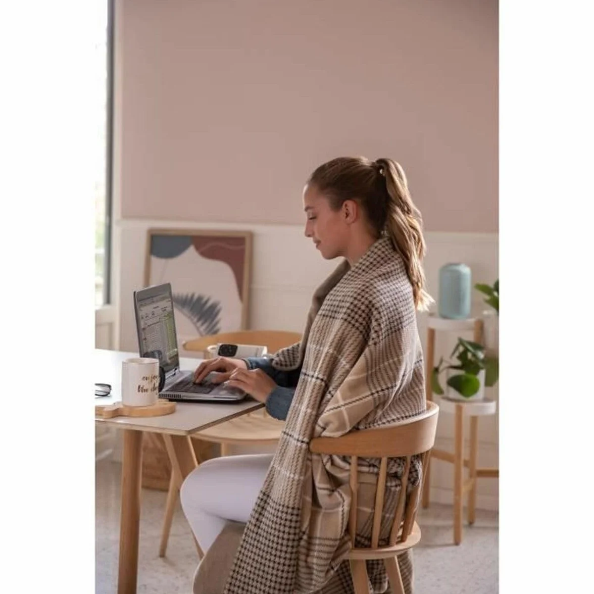 Imetec Adapto Elegance, Plaid Ogrzewanie, Koc elektryczny,Miękka tkanina 180 x 140 Cm,Oszczędność energii,Technologia Adapt, Optymalny, Szybkie nagrzewanie, 6 Temperatur, Zmywalne,Brązowy, 1.75 kg