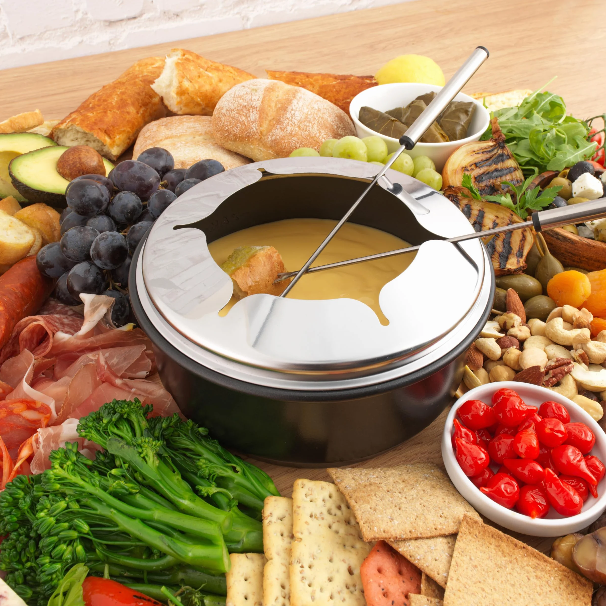 Petra PT4513VDE Elektryczny zestaw raclette i fondue 2 w 1, 1400 W, 1,3 l, 8 patelni