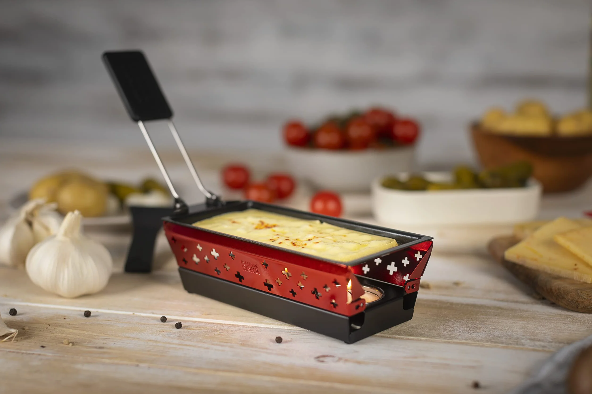 KUHN RIKON Candle Light Mini zestaw do raclette krzyż, czerwony, nieprzywierające patelnie do grilla