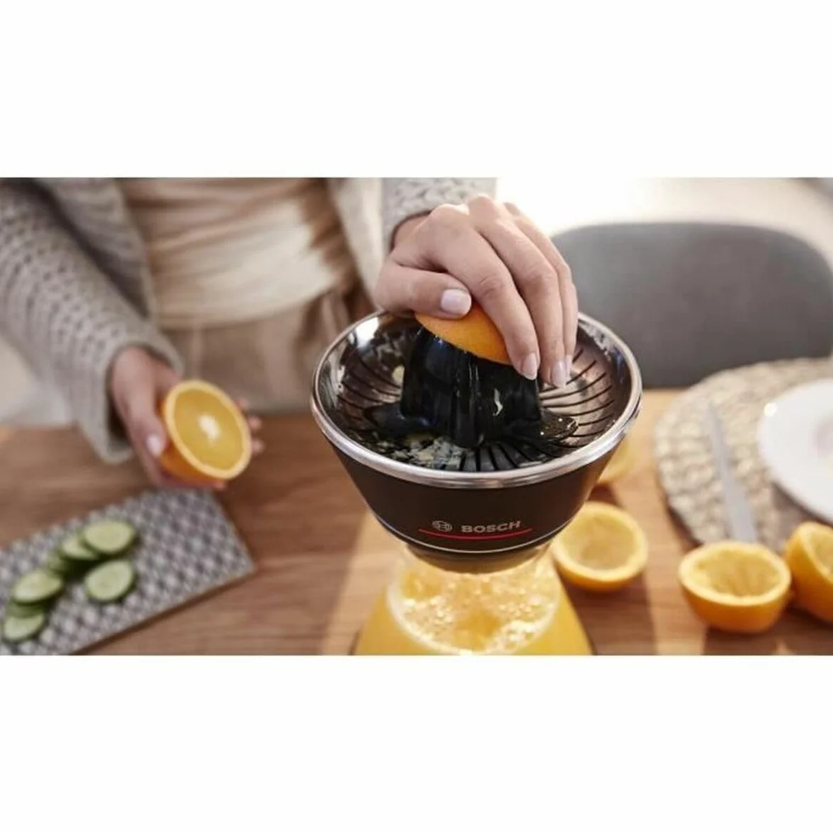 Bosch Wyciskarka Do Cytrusów MCP72GPB VitaStyle Citro, Tworzywo Sztuczne/Szkło, 40 W, Czarny