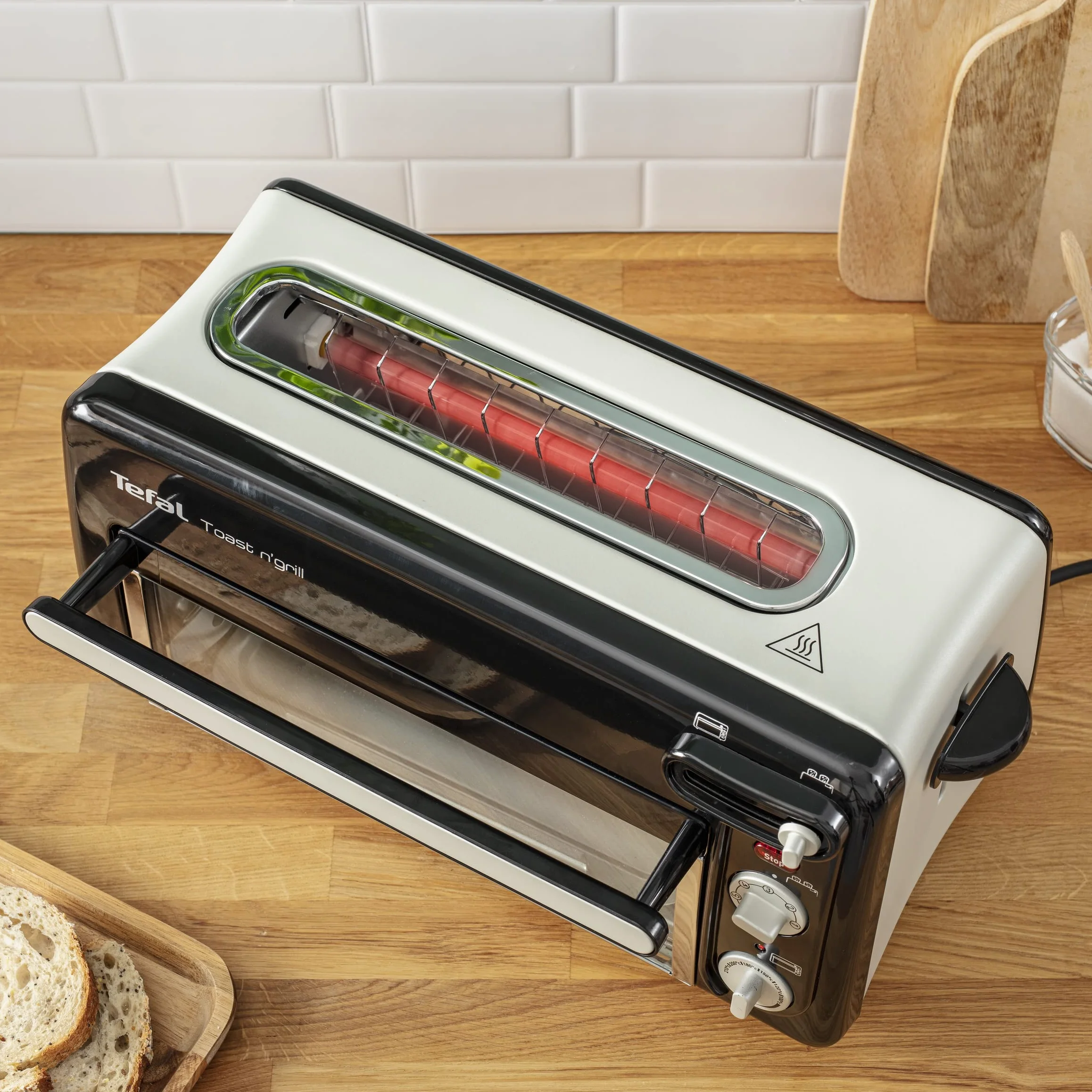Tefal TL6008 Toast n'Grill Opiekacz do Kanapek z Funkcją Grilla, Metal/Tworzywo Sztuczne, 1300 W, Czarny/Srebrny
