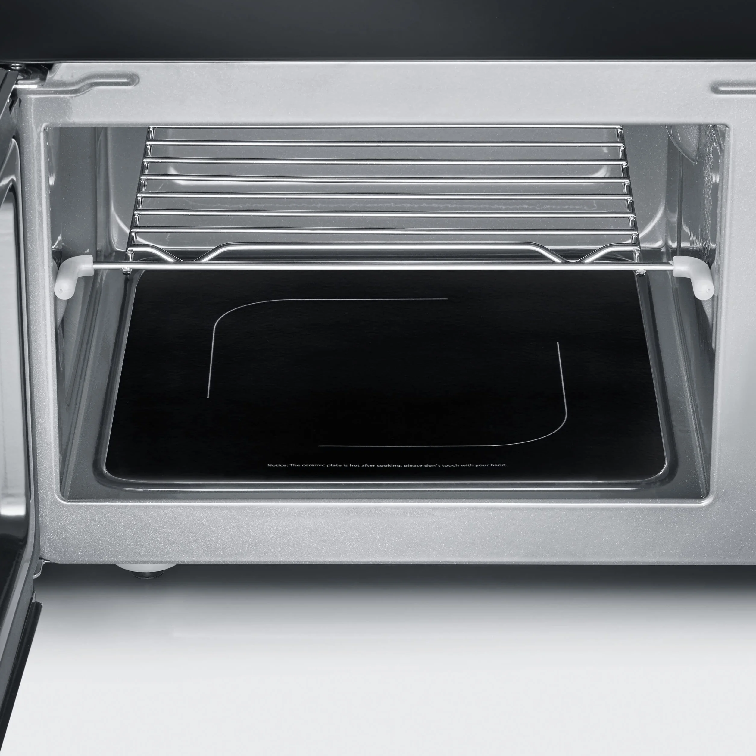 Severin MW 7761 kuchenka mikrofalowa solo z dnem ceramicznym, pojemność 20 l, elektroniczna manualna, 10 programów, moc 800 W