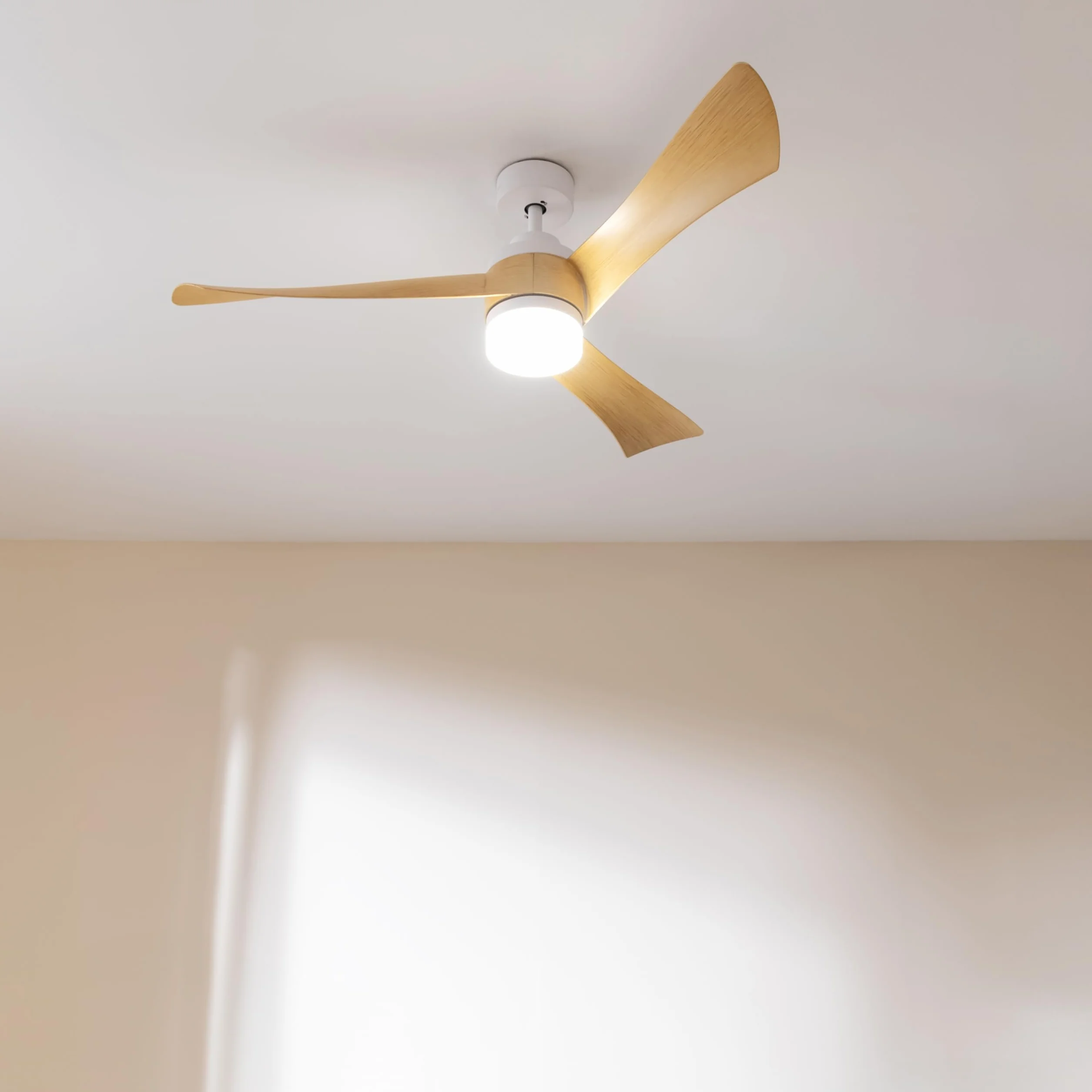 Cecotec Wentylator sufitowy EnergySilence Aero 5280 40 W 52" LED 18 W pilot timer tryb zima-lato