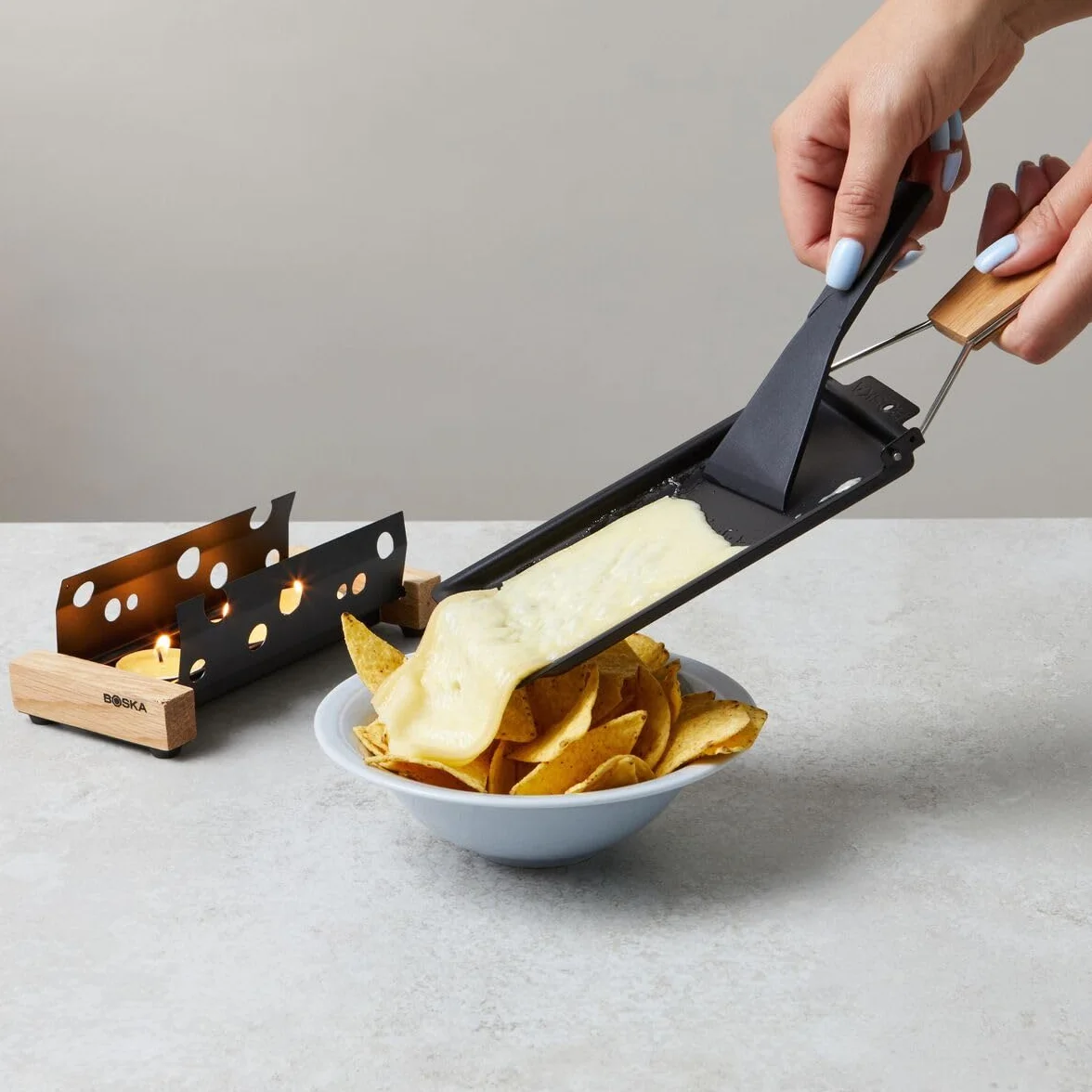 Boska Partyclette® ToGo Oslo Zestaw do raclette Czarny Brązowy 32,4 × 8,7 × 11,4 cm