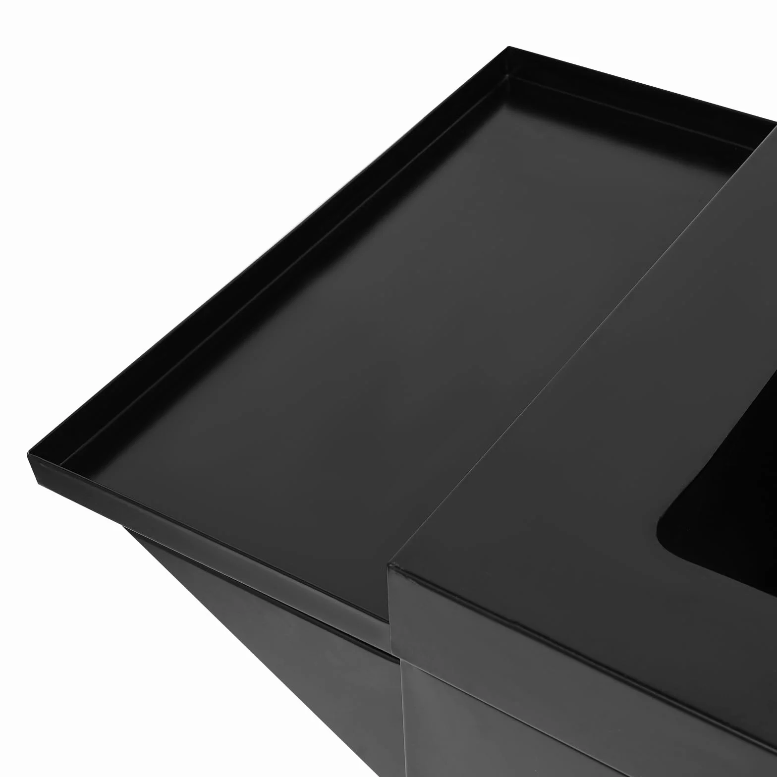 Wolnostojący pojedynczy zlew ze stali nierdzewnej, zlewozmywak kuchenny z wyciąganym kranem, bocznym blatem roboczym i dolną półką, kran z dwoma trybami natrysku i możliwością obrotu o 360°