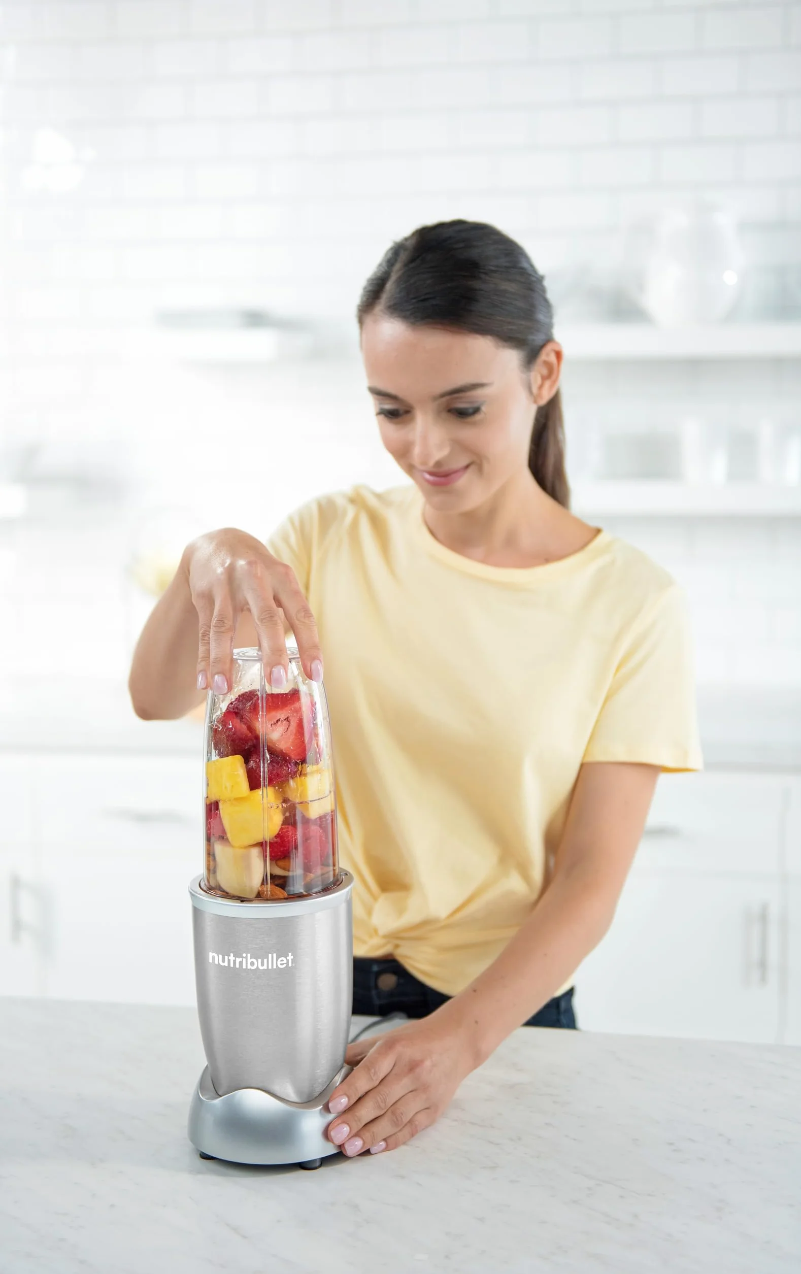 Nutribullet Pro 900, blender elektryczny, rozdrabniacz, blender do smoothie, wielofunkcyjny rozdrabniacz, zlewka 700 ml, NB904S
