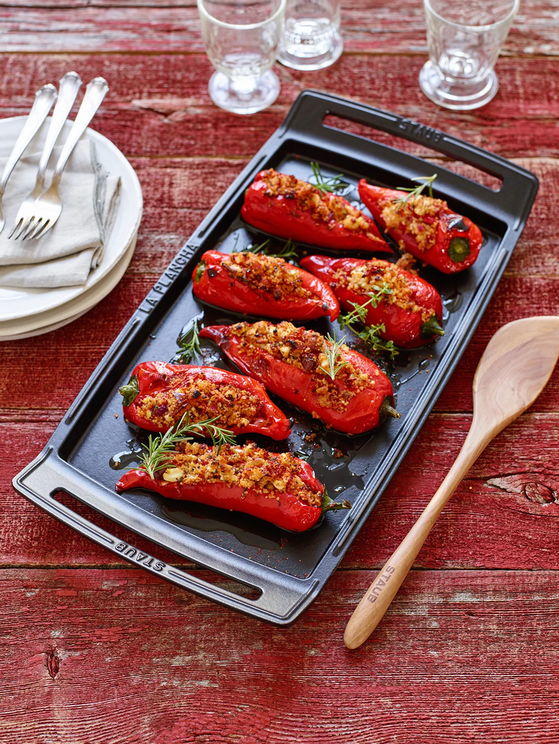 Staub Plancha Gusseisen 38 cm Induktionsgeeignet Schwarz