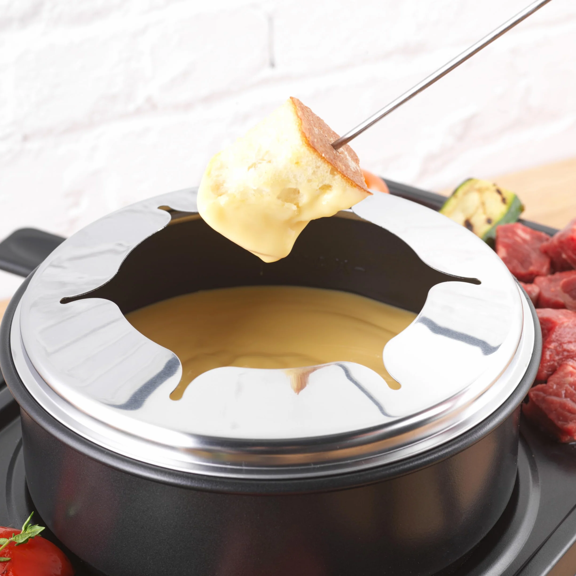 Petra PT4513VDE Elektryczny zestaw raclette i fondue 2 w 1, 1400 W, 1,3 l, 8 patelni